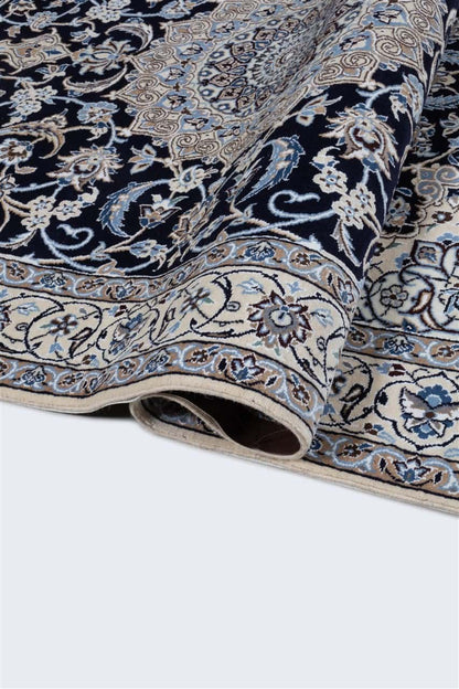 Fine Persian Nain Rug 9La 206_127 cm