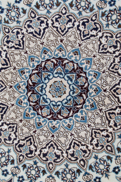 Fine Persian Nain Rug 9La 250_250 cm