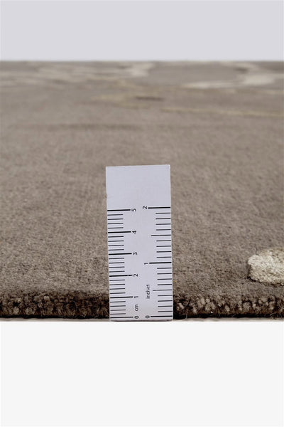 Tappeto design moderno marrone in seta/lana, fatto a mano - CarpetLiving