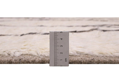 Tappeto design moderno bianco stile berbero, fatto a mano 237x174cm - CarpetLiving