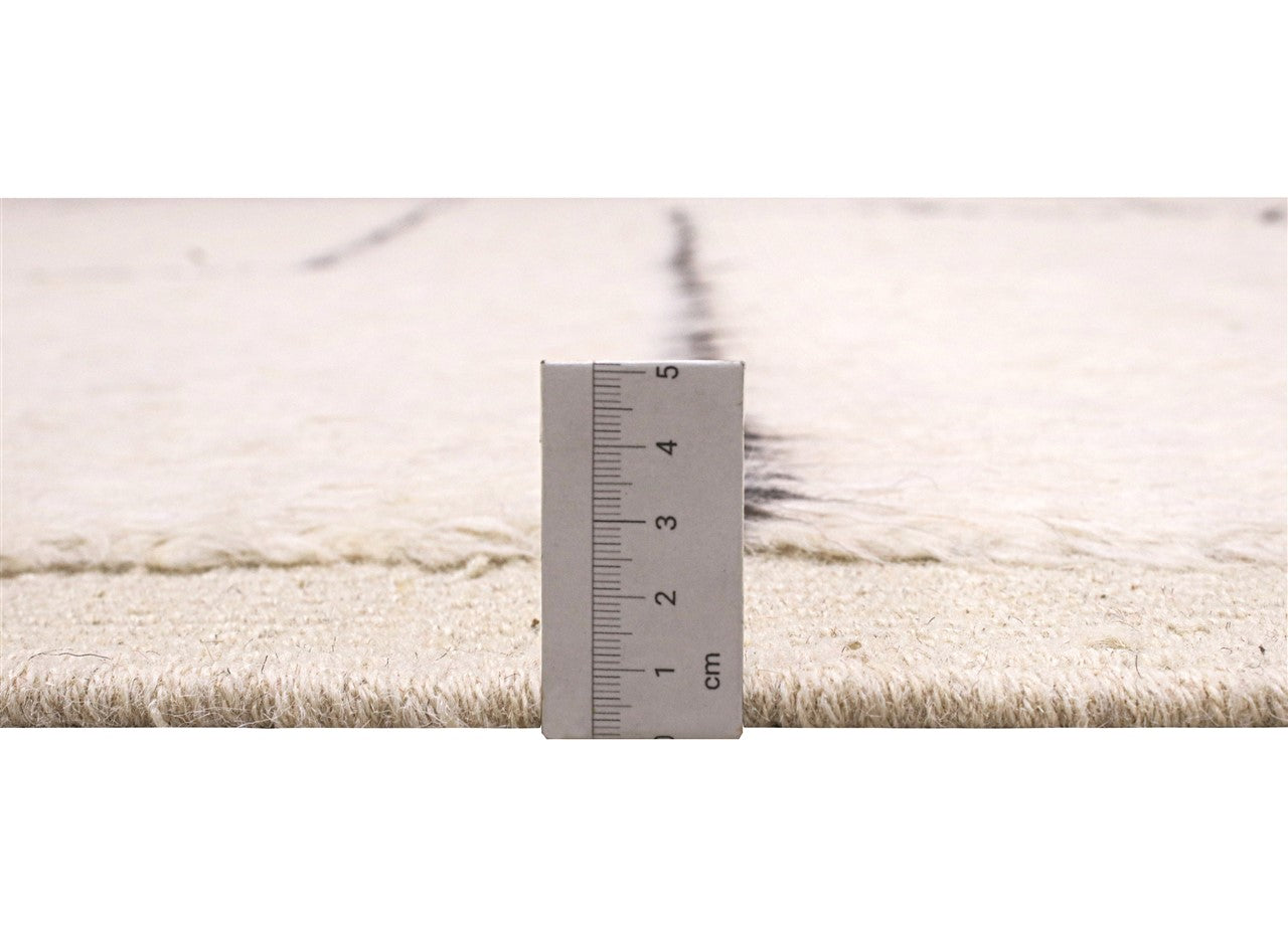 Modern design rug white Berber style, handmade 291x247cm
