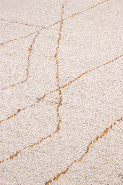 Modern design rug white Berber style, handmade 303x208cm