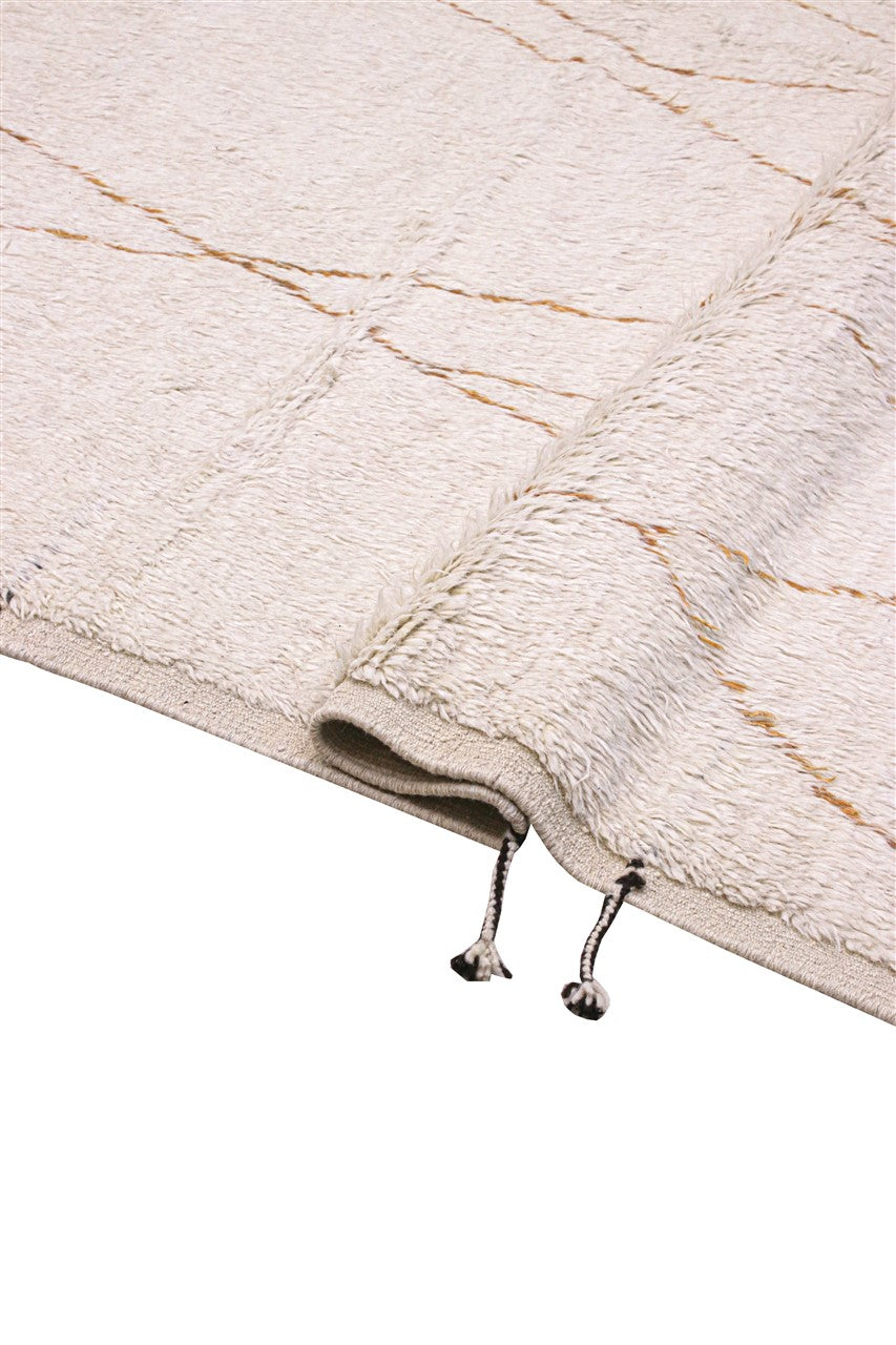 Modern design rug white Berber style, handmade 303x208cm