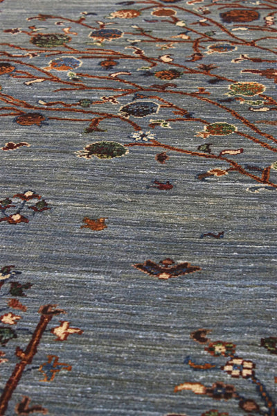 Handmade Ziegler Decorative Floral Rug, 247x183cm