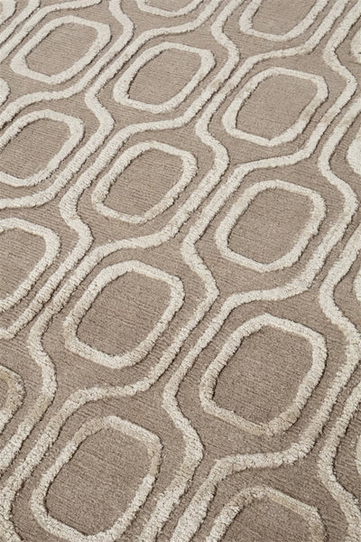 Tappeto design moderno beige in seta/lana, fatto a mano - CarpetLiving