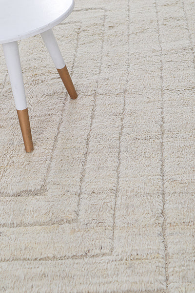 Tappeto design moderno bianco stile berbero, fatto a mano 197x160cm - CarpetLiving