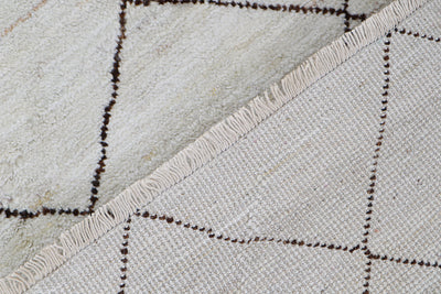 Tappeto design moderno bianco stile berbero, fatto a mano 299x192cm - CarpetLiving