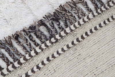 Tappeto design moderno bianco stile berbero, fatto a mano 243x186cm - CarpetLiving