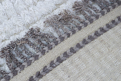 Tappeto design moderno bianco stile berbero, fatto a mano 300x212cm - CarpetLiving