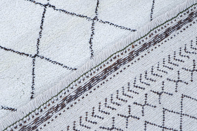 Tappeto design moderno bianco stile berbero, fatto a mano 226x147cm - CarpetLiving