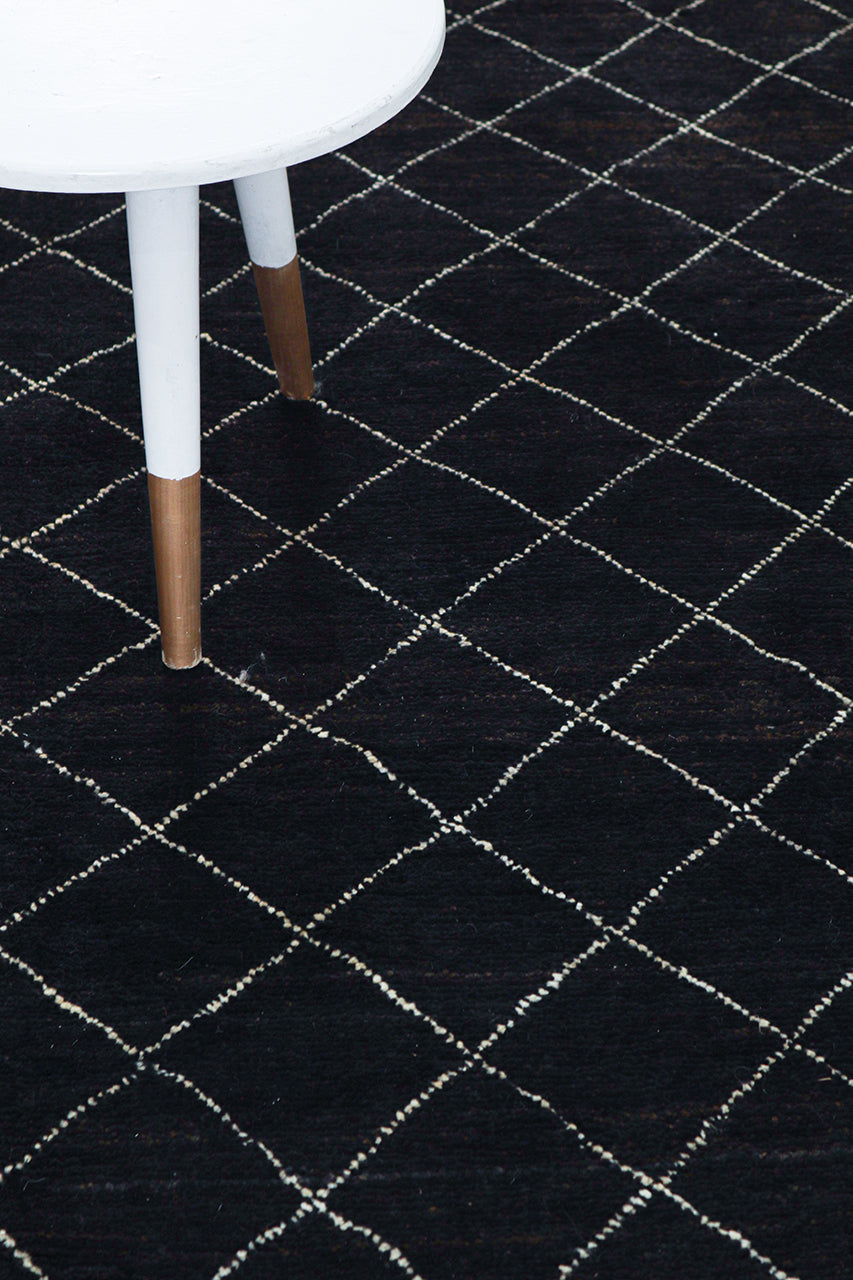 Modern design black Berber style carpet, handmade 300x189cm