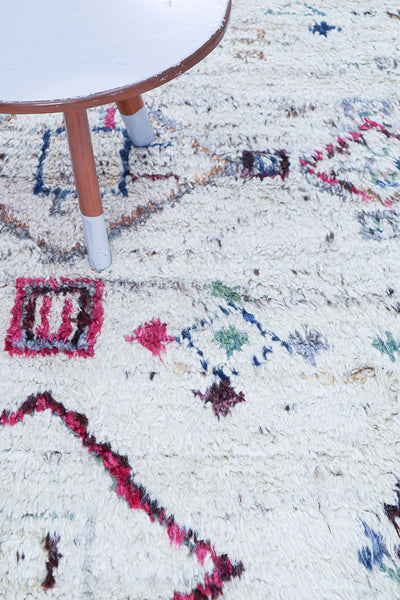 Tappeto design moderno bianco stile berbero, fatto a mano 260x183cm - CarpetLiving