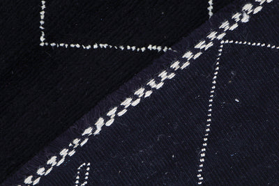 Tappeto design moderno nero stile berbero, fatto a mano 206x146cm - CarpetLiving
