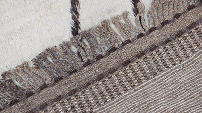 Tappeto design moderno bianco stile berbero, fatto a mano 314x209cm - CarpetLiving