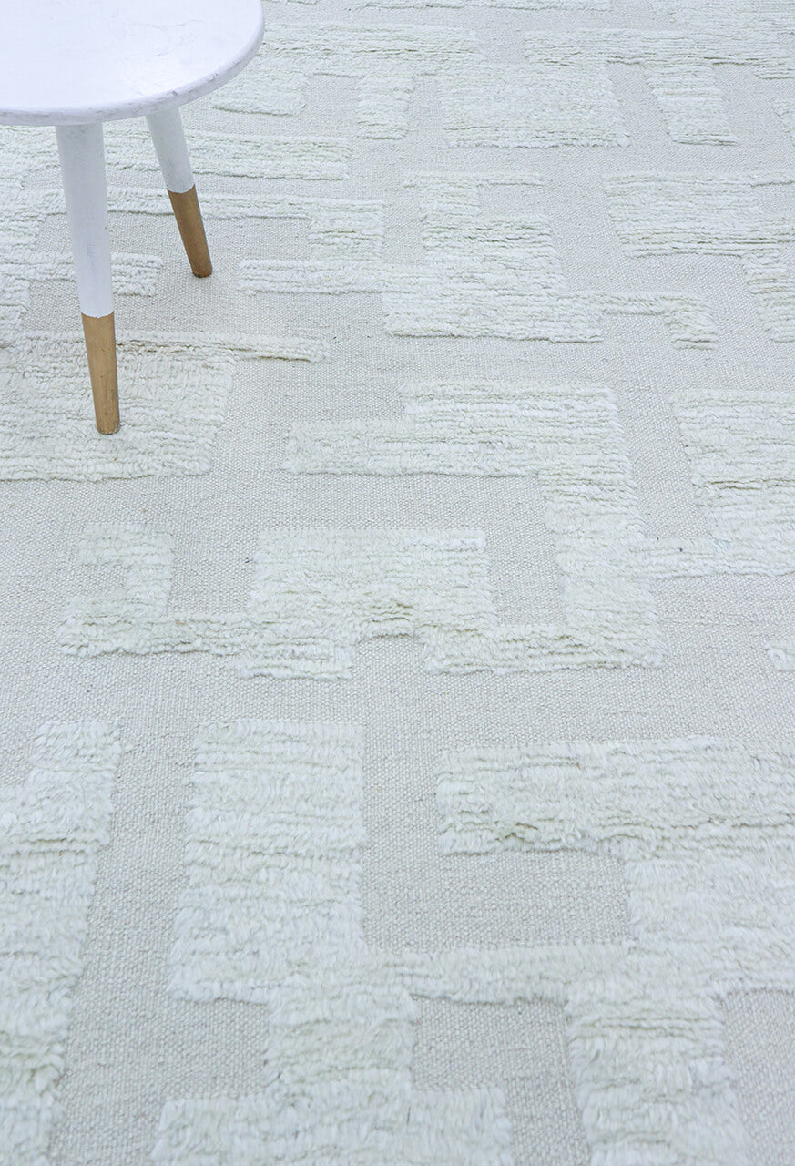 Modern design white Berber style carpet, handmade 293x201cm