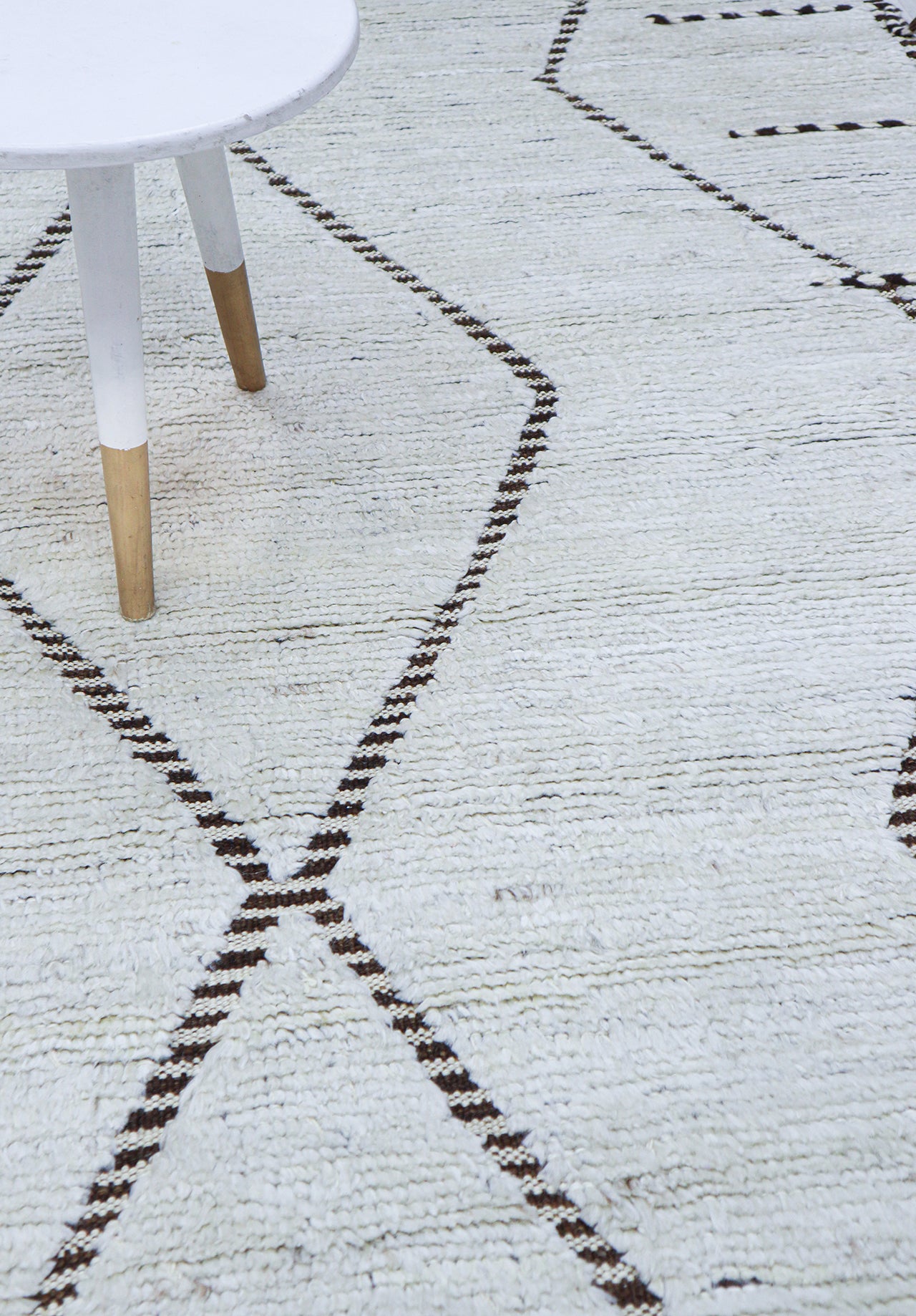 Modern design white Berber style carpet, handmade 241x172cm