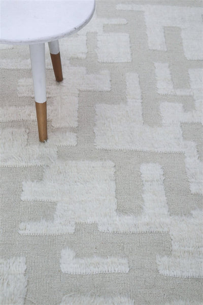 Tappeto design moderno bianco stile berbero, fatto a mano 305x197cm - CarpetLiving