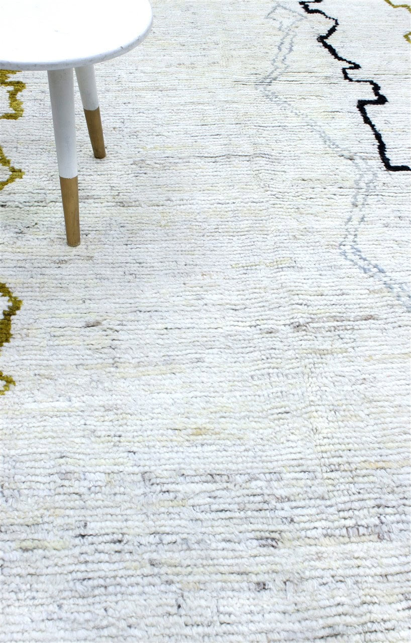 Modern design white Berber style carpet, handmade 251x181cm