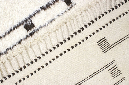 Modern design white Berber style carpet, handmade 299x210cm