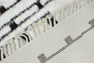 Tappeto design moderno bianco stile berbero, fatto a mano 298x216cm - CarpetLiving