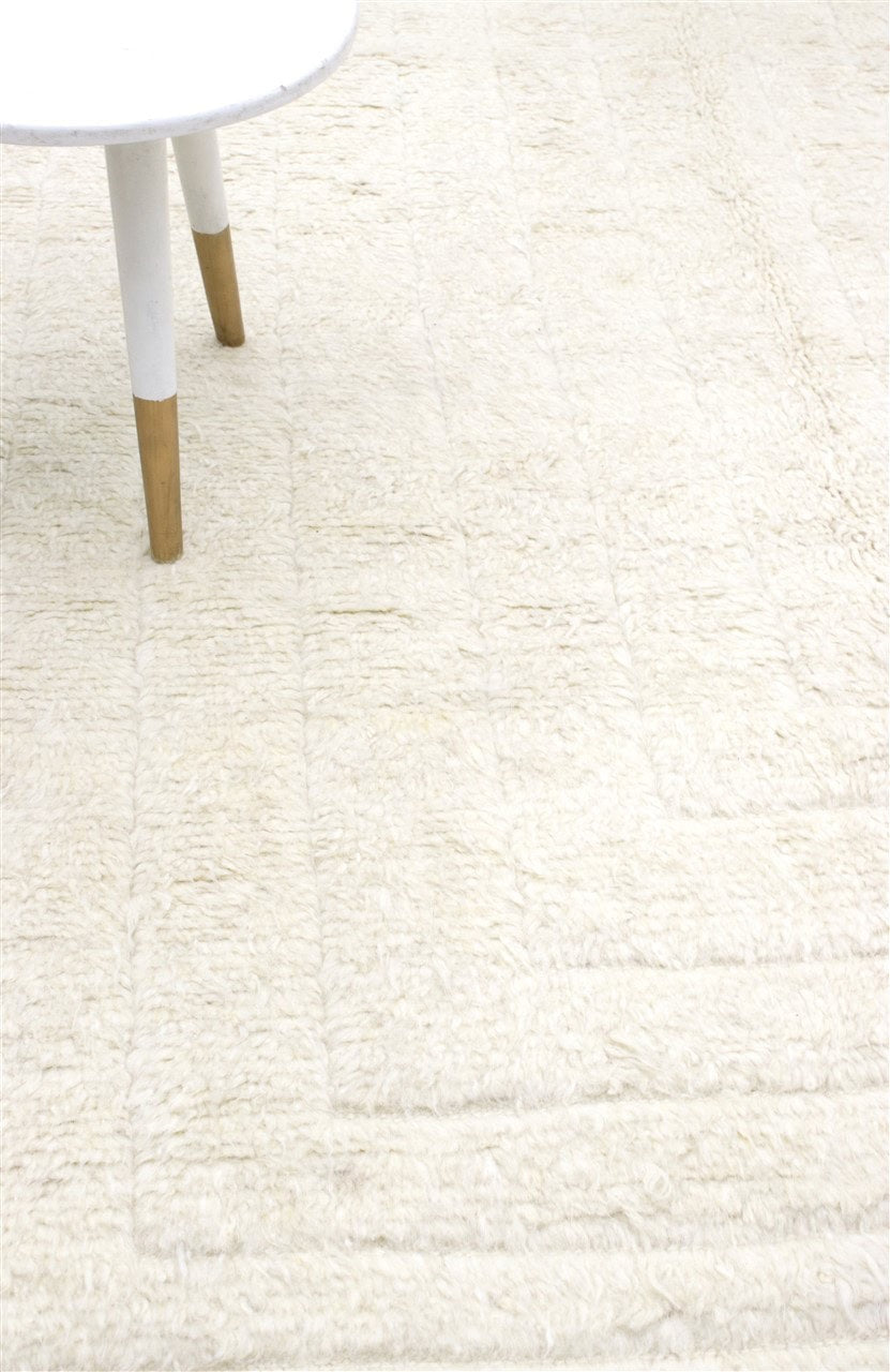 Modern design white Berber style carpet, handmade 296x213cm