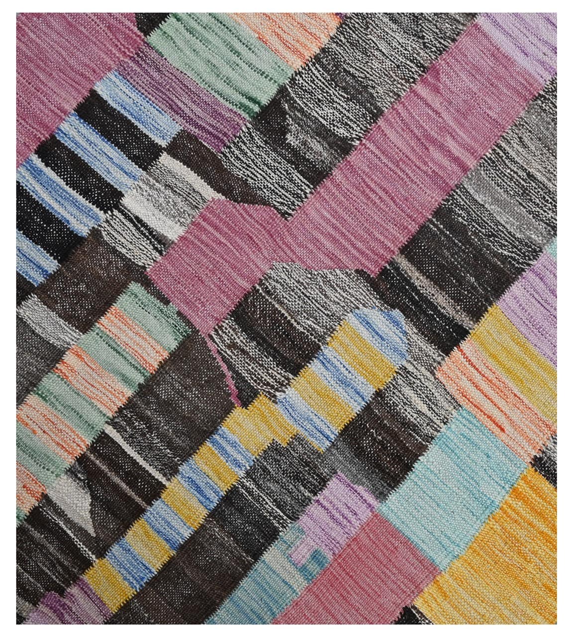 Taimany - Multicolor Tribal Wool Kilim Rug - Hand-Woven 124x83cm