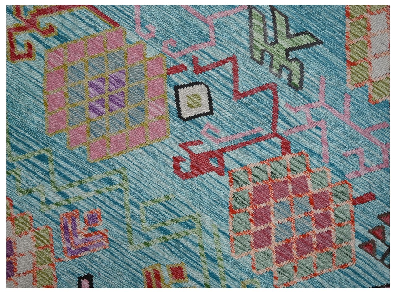 Taimany - Multicolor Tribal Wool Kilim Rug - Hand-Woven 177x133cm