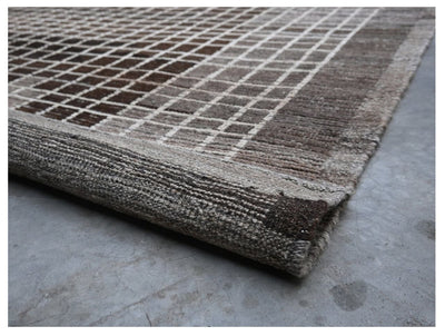 Tappeto design moderno marrone stile berbero, fatto a mano 300x249cm - CarpetLiving