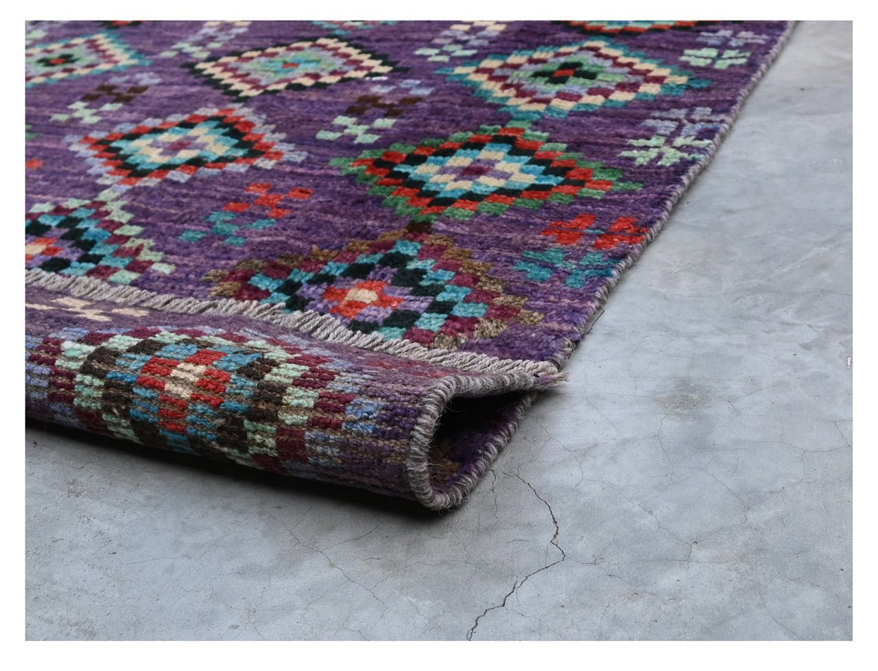 Taimany - Multicolor Tribal Wool Rug - Hand-Knotted 110x76cm