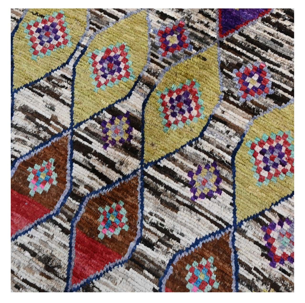 Taimany - Multicolor Tribal Wool Rug - Hand-Knotted 110x76cm