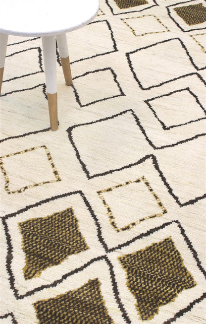 Modern design white Berber style carpet, handmade 240x175cm