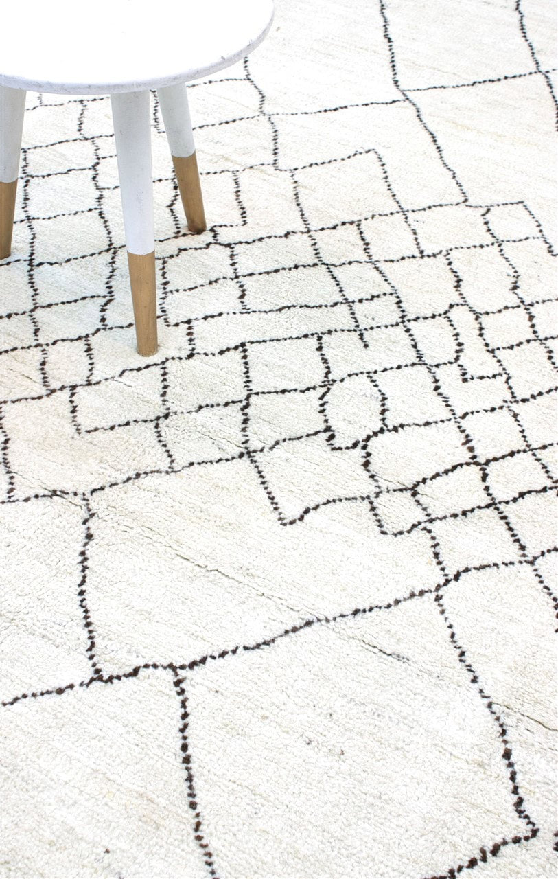 Taimany - Multicolor Tribal Wool Rug - Hand-Knotted 249x169cm