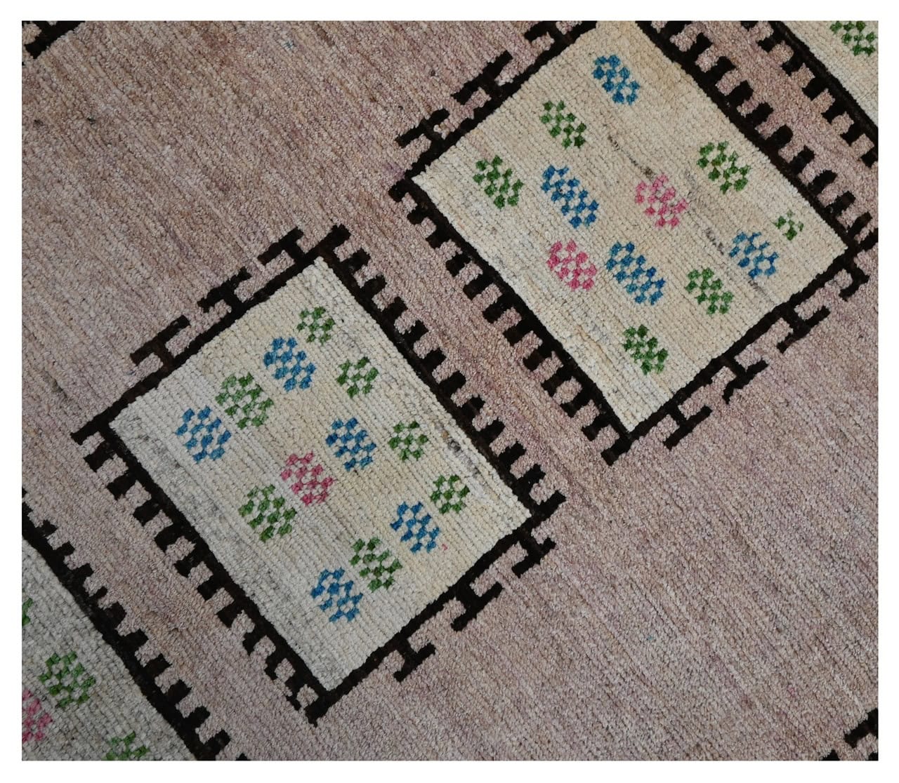 Taimany - Multicolor Tribal Wool Rug - Hand-Knotted 181x123cm