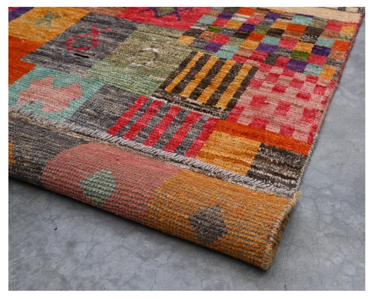 Taimany - Multicolor Tribal Wool Rug - Hand-Knotted 237x178cm