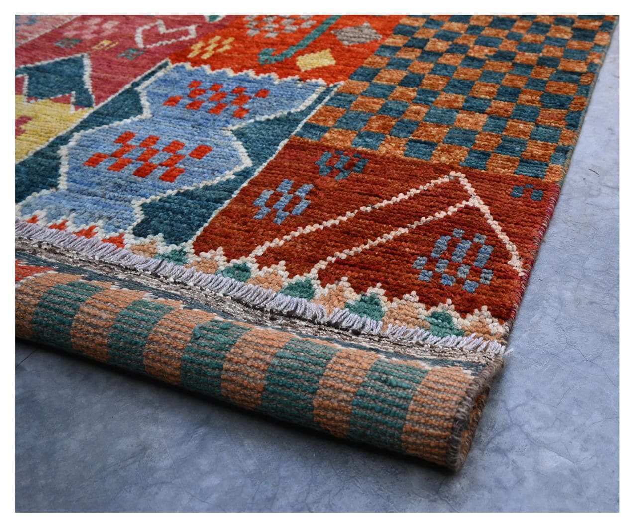 Taimany - Multicolor Tribal Wool Rug - Hand-Knotted 258x170cm
