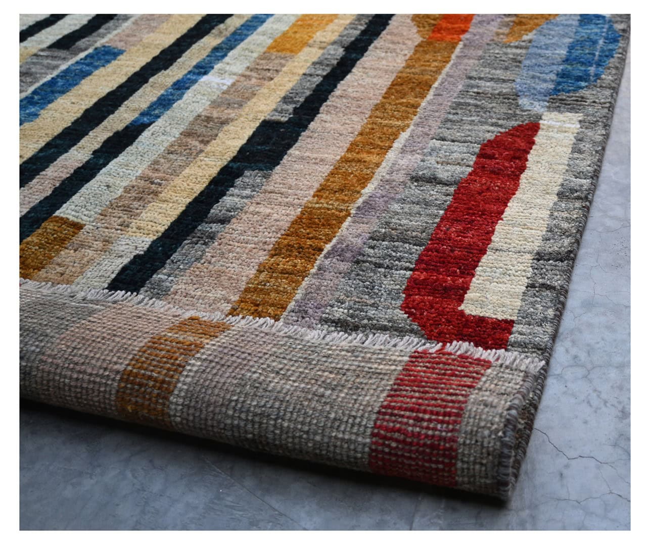 Taimany - Multicolor Tribal Wool Rug - Hand-Knotted 286x223cm