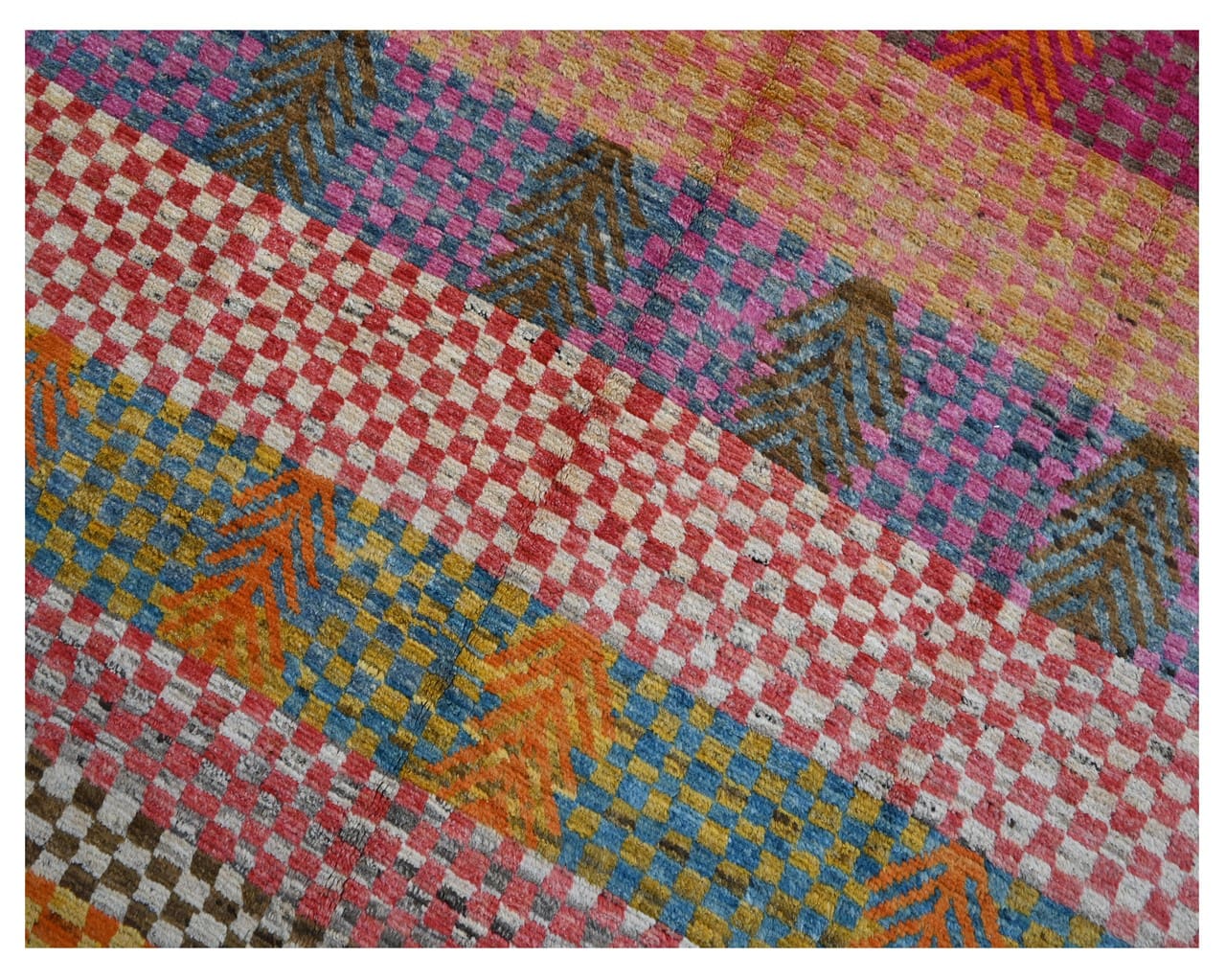 Taimany - Multicolor Tribal Wool Rug - Hand-Knotted 184x156cm