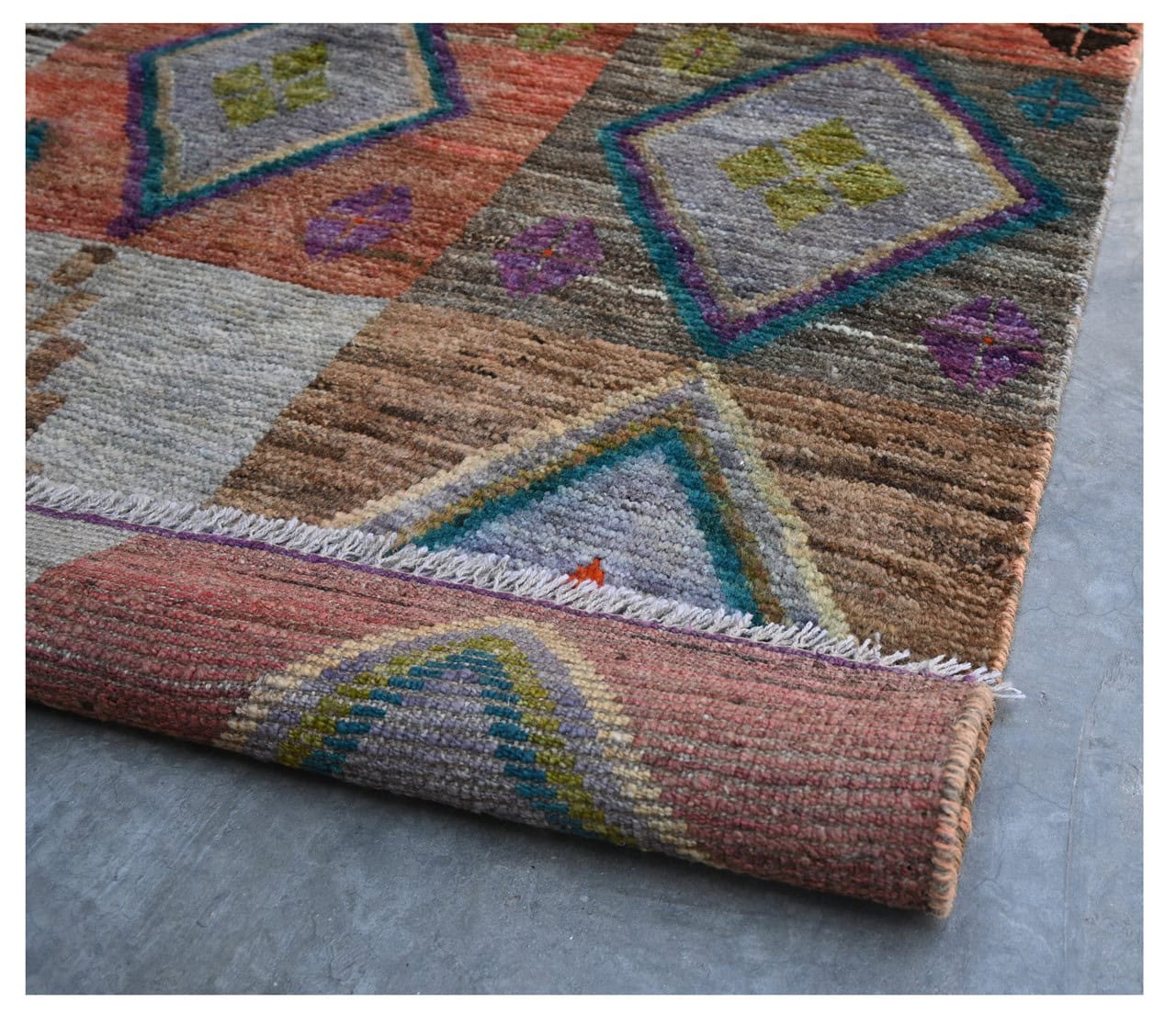 Taimany - Multicolor Tribal Wool Rug - Hand-Knotted 178x115cm