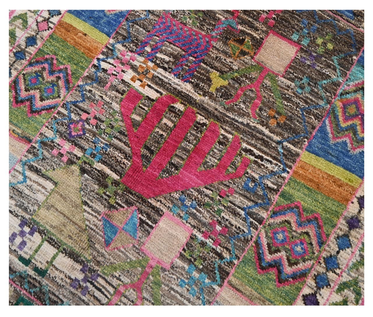 Taimany - Multicolor Tribal Wool Rug - Hand-Knotted 184x125cm