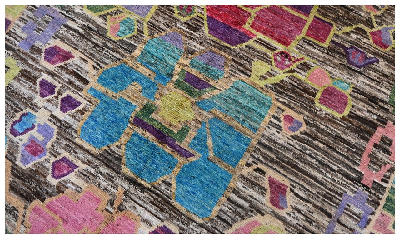Taimany - Multicolor Tribal Wool Rug - Hand-Knotted 246x189cm