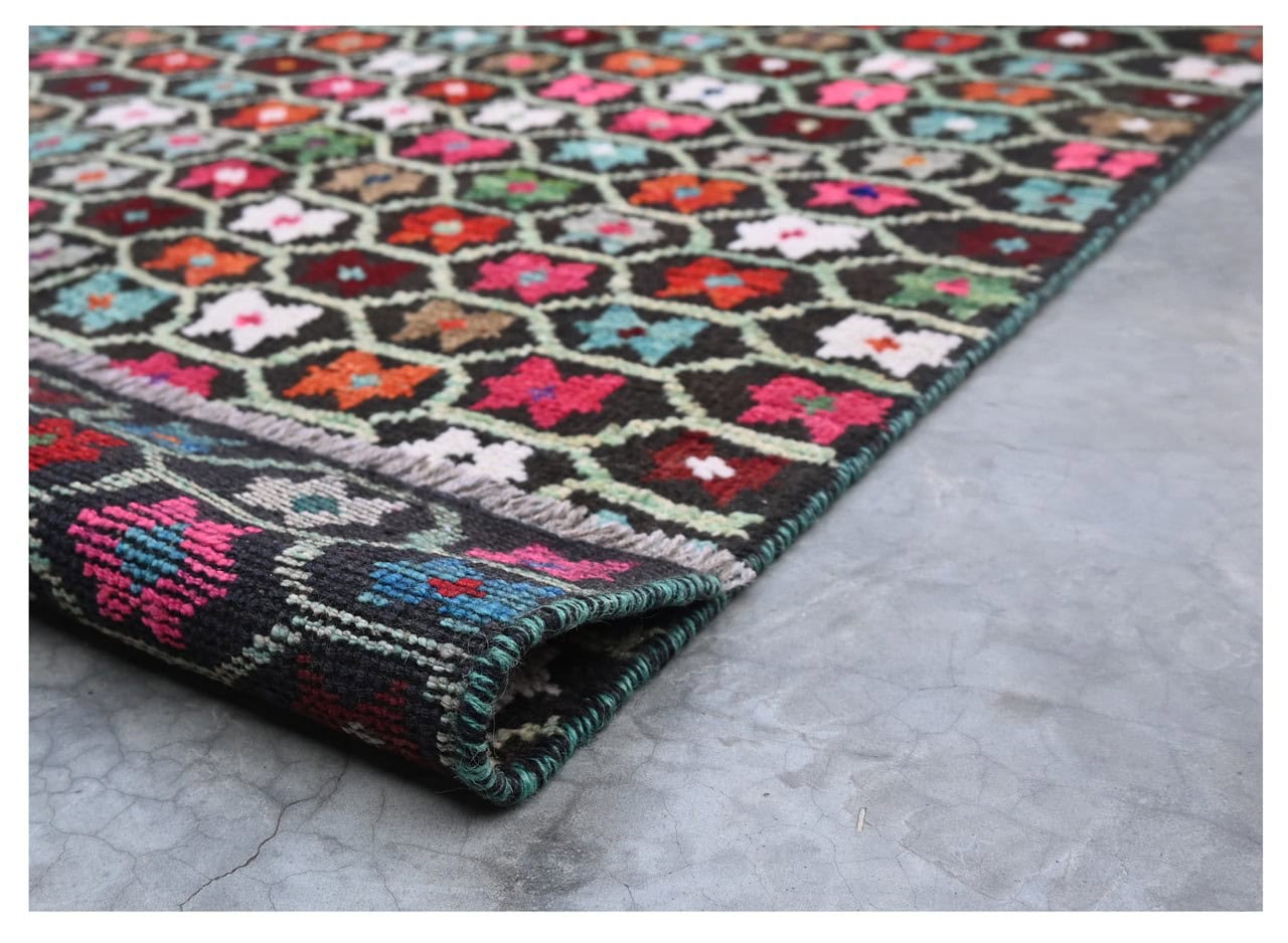 Taimany - Multicolor Tribal Wool Rug - Hand-Knotted 122x80cm