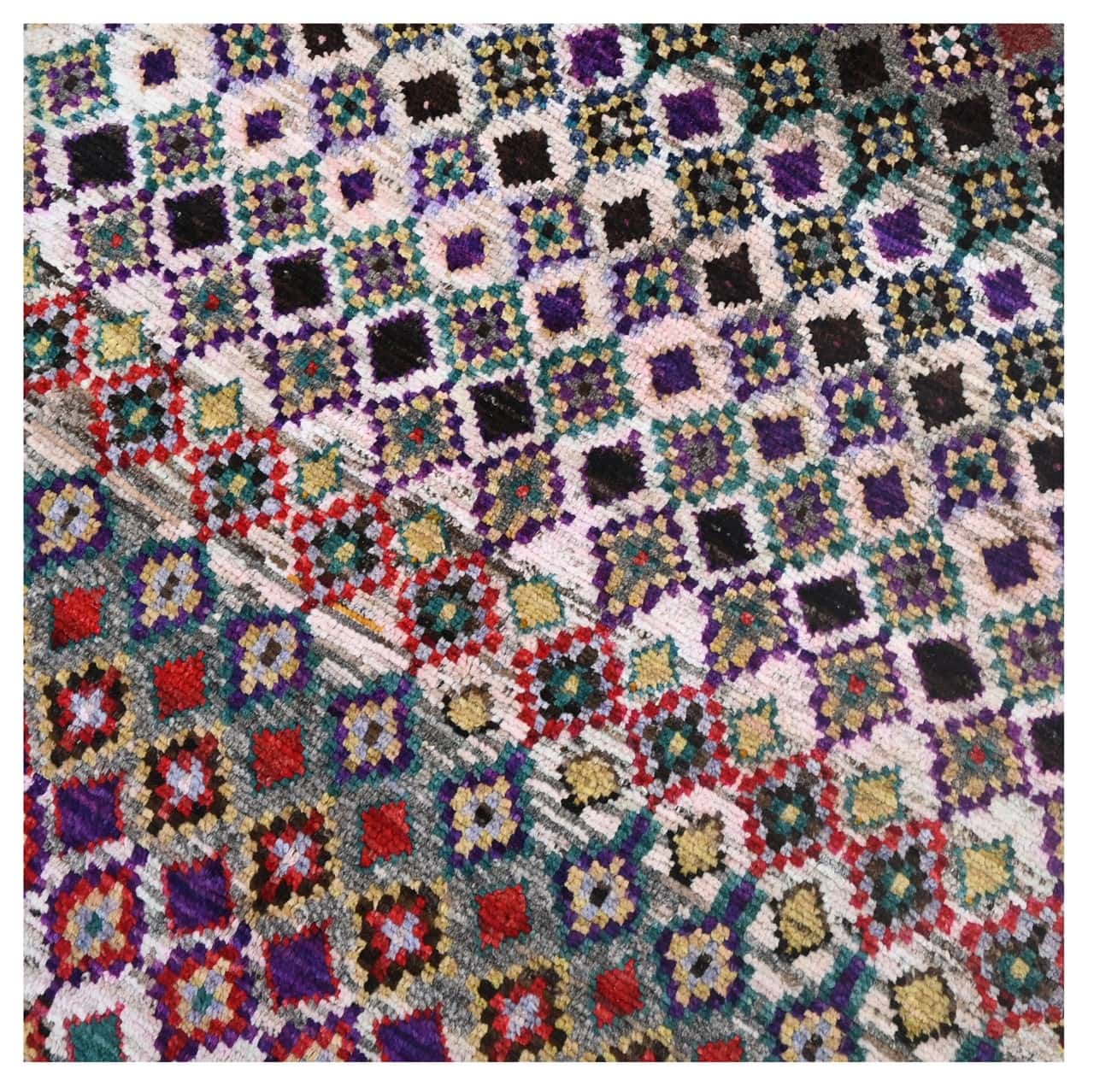 Taimany - Multicolor Tribal Wool Rug - Hand-Knotted 142x90cm